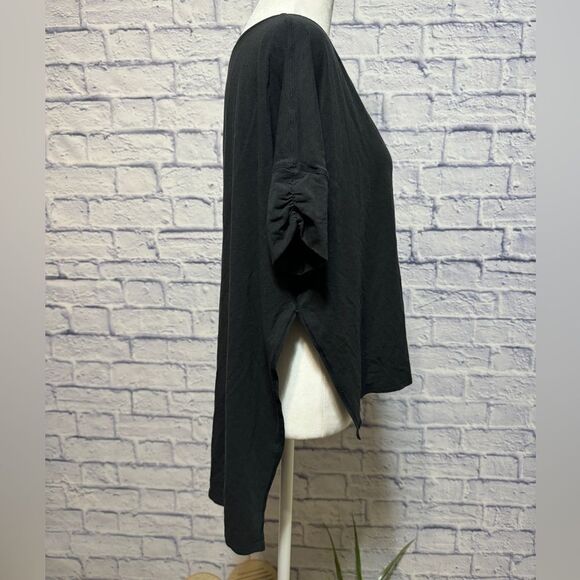 Lululemon My Mantra Short Sleeve
Black - Picture 4 of 16